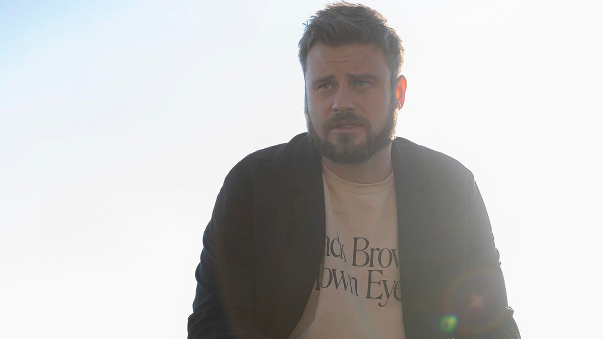 Київ Шевченківський район – будинок Єгора Гордєєва мало не розтрощив дрон-камікадзе – фото Київ Шевченківський район – будинок Єгора Гордєєва мало не розтрощив дрон-камікадзе – фото