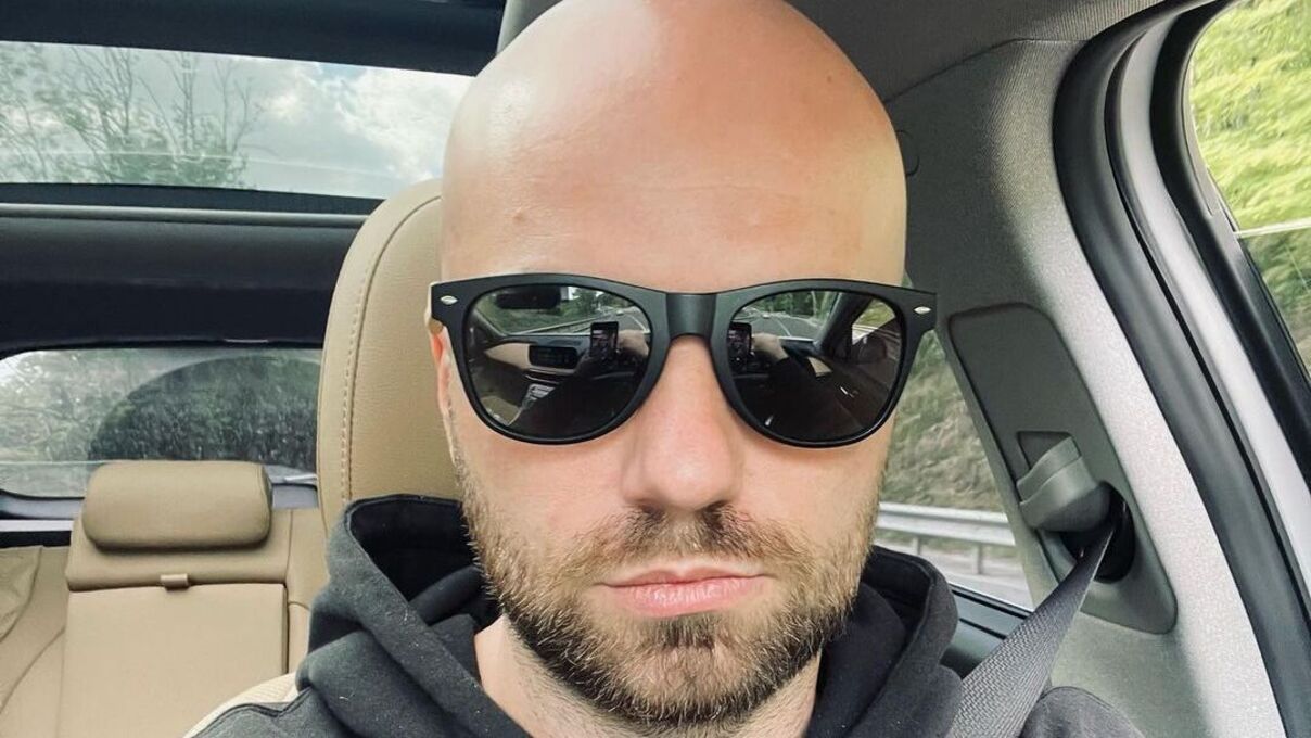 Славі Дьоміну погрожують фанати Ані Лорак - що вони пишуть Славі Дьоміну погрожують фанати Ані Лорак - що вони пишуть