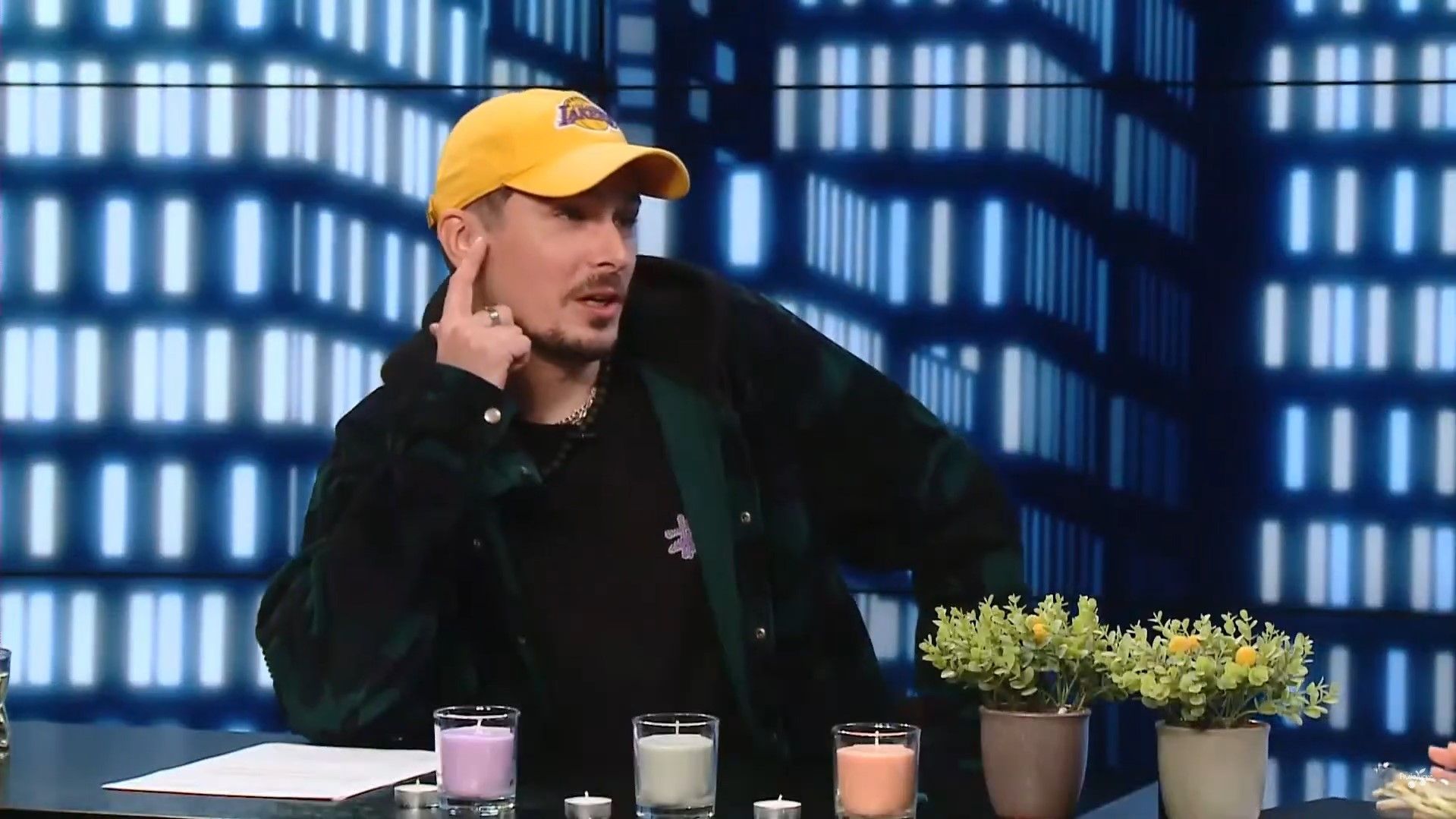 Позитив ответил Славе Каминской на критику его с Анной Тринчер трека Позитив ответил Славе Каминской на критику его с Анной Тринчер трека