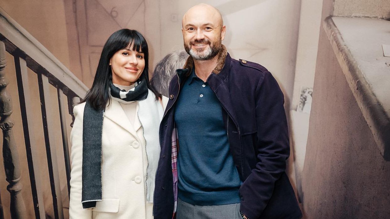 Маша Ефросинина и Тимур Хромаев празднуют 19-ю годовщину брака - романтическое видео Маша Ефросинина и Тимур Хромаев празднуют 19-ю годовщину брака - романтическое видео