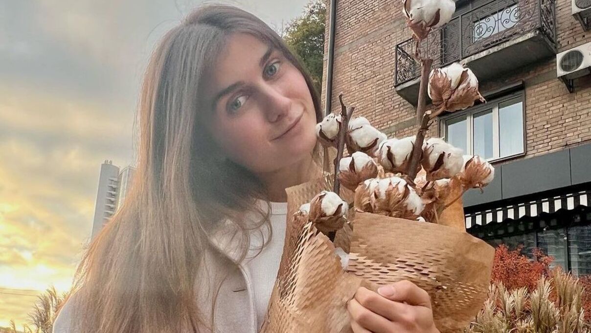 Jerry Heil повернулась до України у день народження - фото з бавовною Jerry Heil повернулась до України у день народження - фото з бавовною