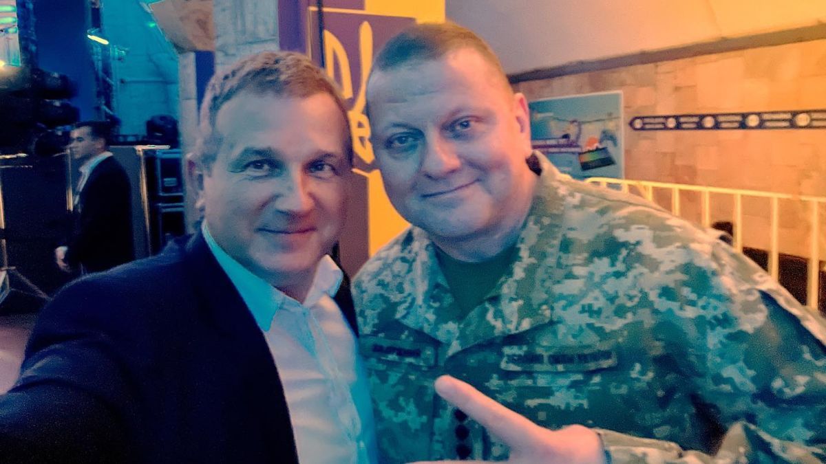 Юрий Горбунов показал фото с Валерием Залужным Юрий Горбунов показал фото с Валерием Залужным