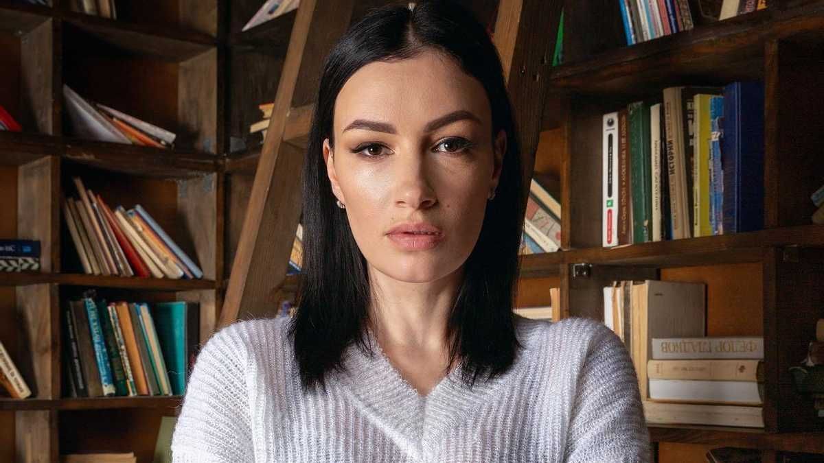 Почему на самом деле Потап вернулся в Украину - версия Анастасии Приходько Почему на самом деле Потап вернулся в Украину - версия Анастасии Приходько