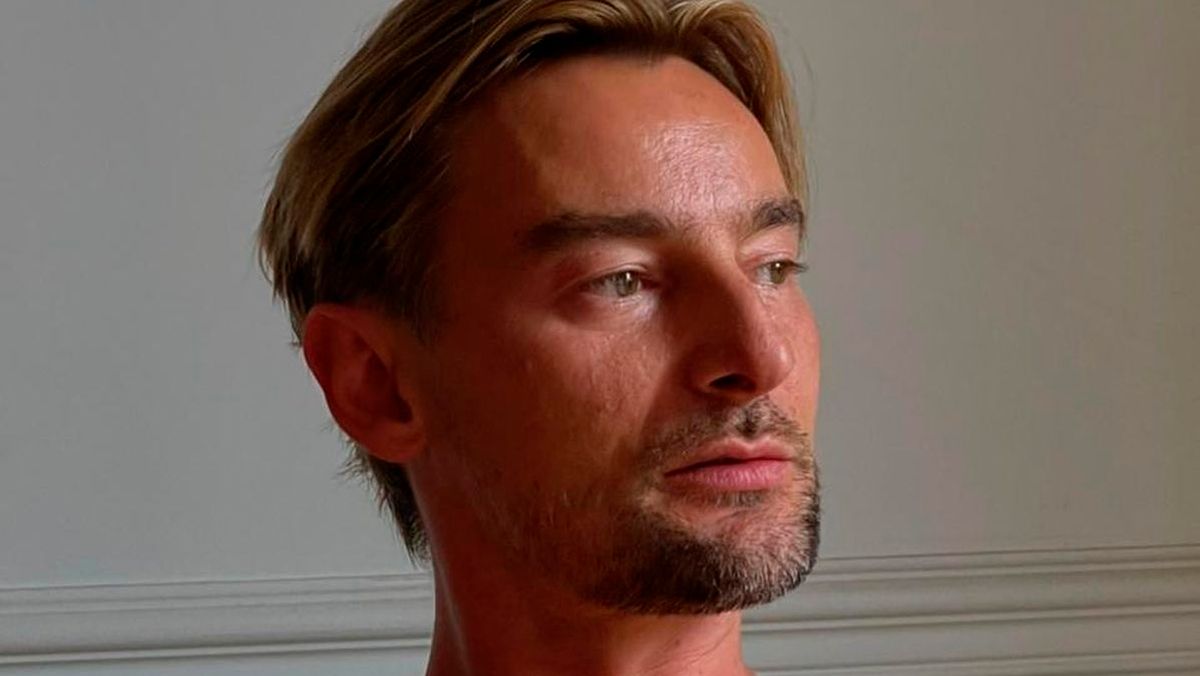 Алан Бадоєв присоромив пропутінських артистів, які просять йти на війну – відео Алан Бадоєв присоромив пропутінських артистів, які просять йти на війну – відео