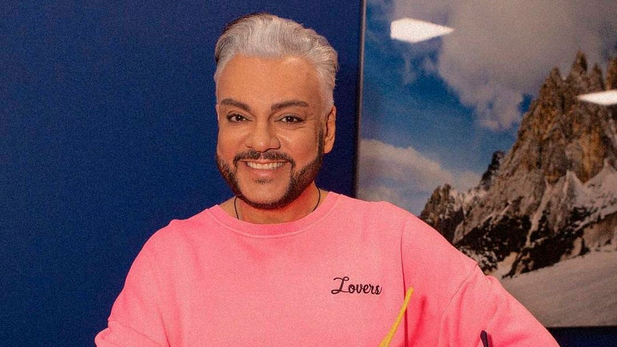 Філіп Кіркоров побив букетом глядача в Казахстані – хто це був – відео Філіп Кіркоров побив букетом глядача в Казахстані – хто це був – відео