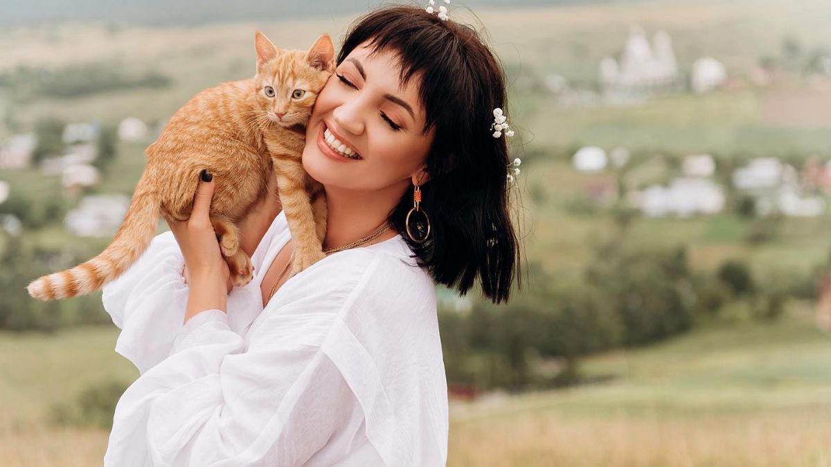 Оля Цибульська побувала в Радивилові – як вийглядає двір, де виросла співачка Оля Цибульська побувала в Радивилові – як вийглядає двір, де виросла співачка