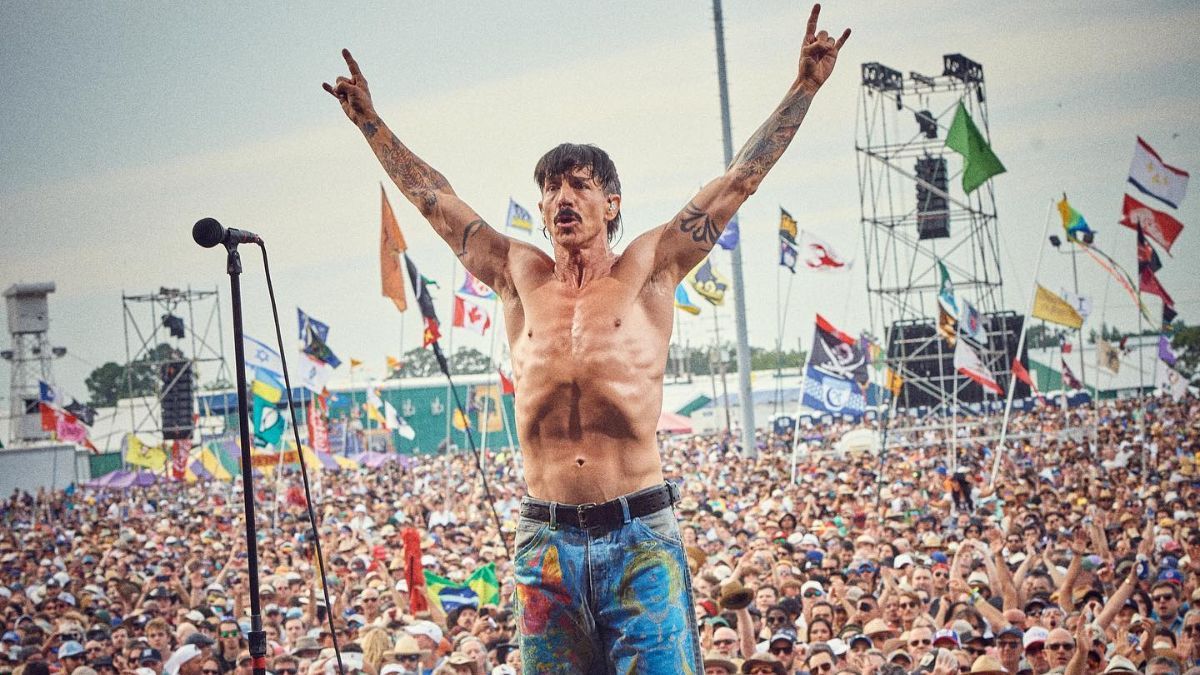 Энтони Кидис из Red Hot Chili Peppers был в ресторане с Мариной Мазепой – фото Энтони Кидис из Red Hot Chili Peppers был в ресторане с Мариной Мазепой – фото