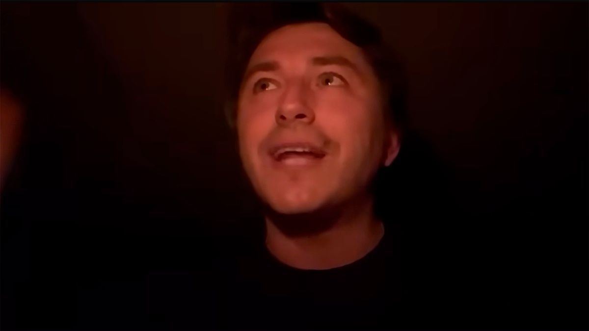 Киев без света – Сергей Притула обратился к украинцам при свечах – видео Киев без света – Сергей Притула обратился к украинцам при свечах – видео