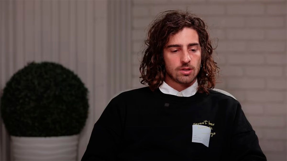 Дантес вибачився за російську мову і назвав себе егоїстом Дантес вибачився за російську мову і назвав себе егоїстом