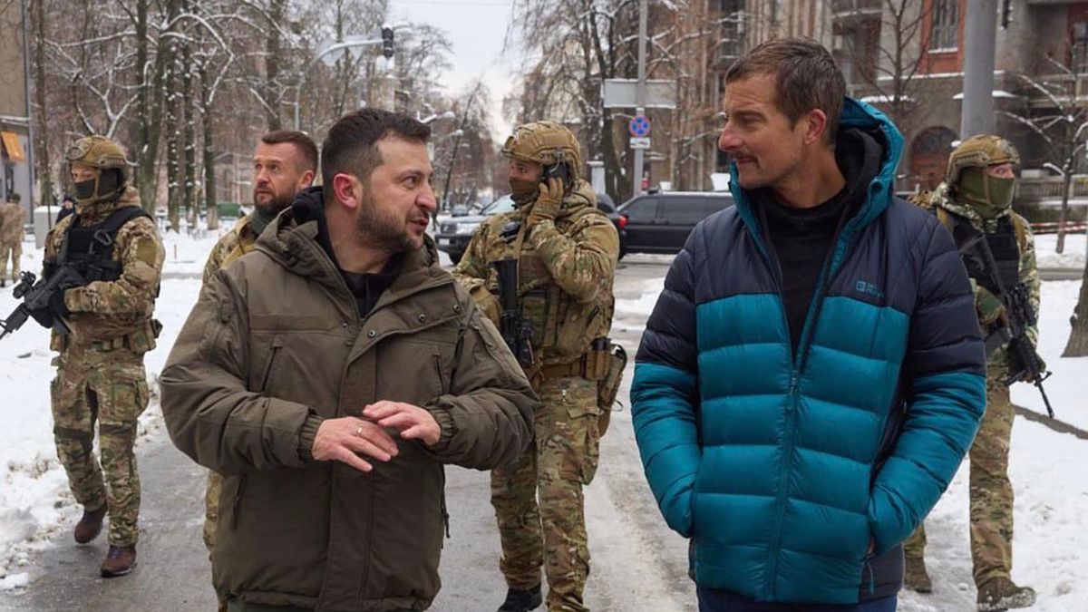 Беар Гриллс в Украине – встретился с Зеленским и выпил чаю в Пункте несокрушимости.