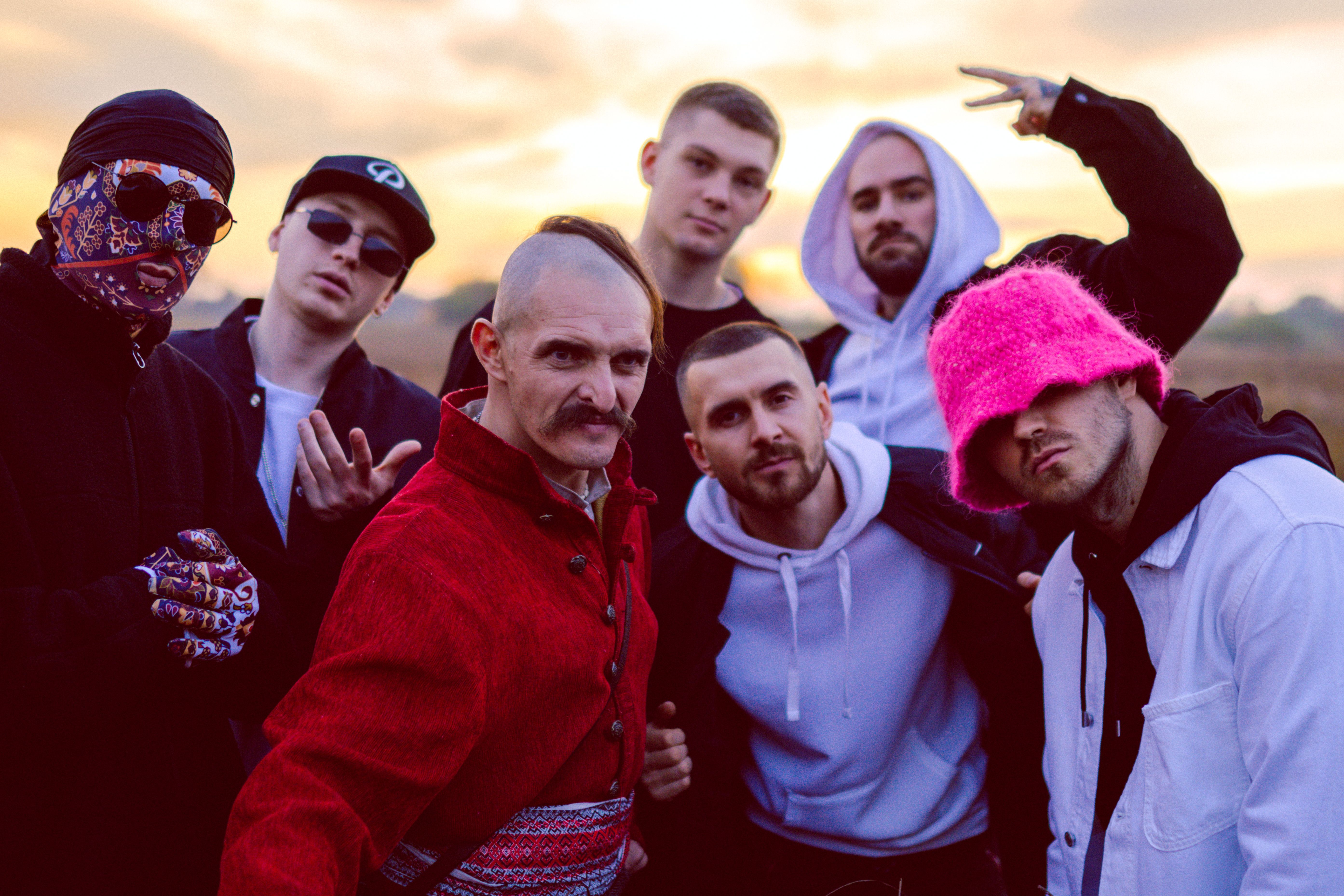 Kalush Orchestra выпустили песню с Казаком Сиромахой – слушайте онлайн Kalush Orchestra выпустили песню с Казаком Сиромахой – слушайте онлайн