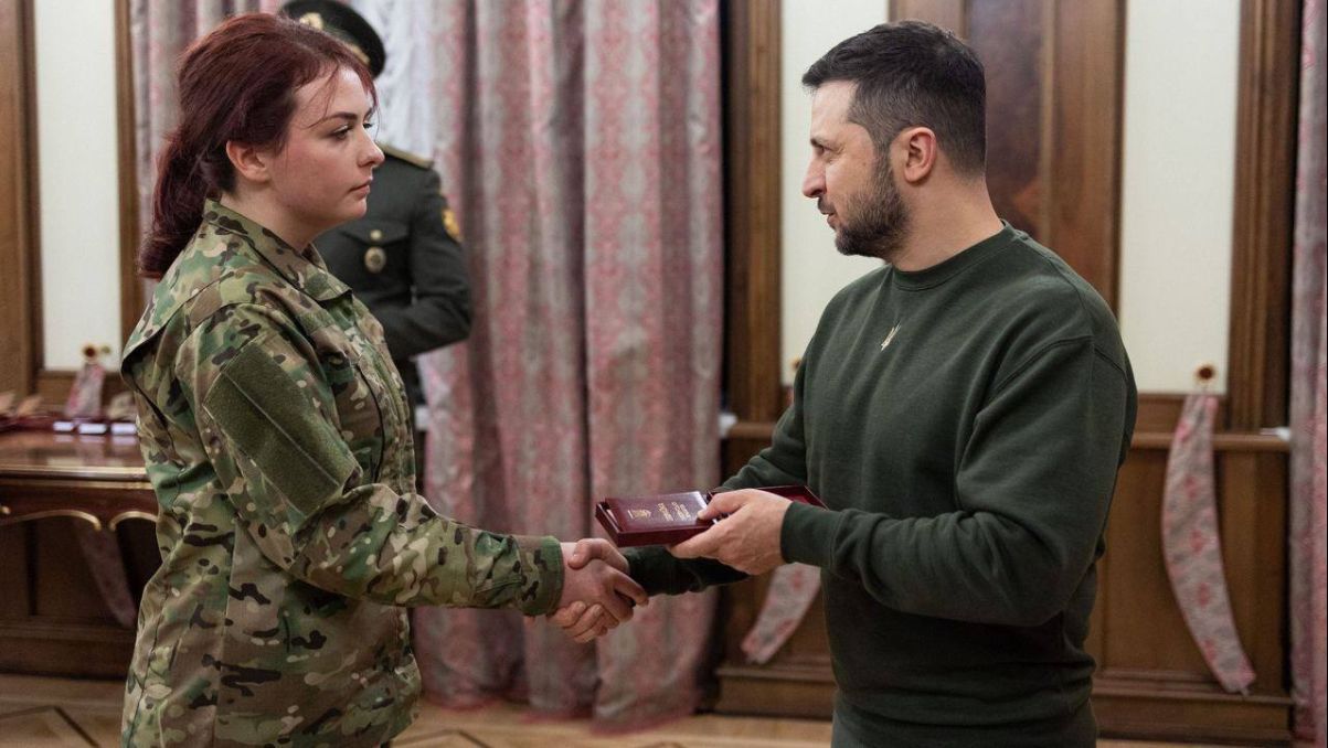 Зеленський нагородив Пташку Катерину Поліщук – що про це каже захисниця Азовсталі Зеленський нагородив Пташку Катерину Поліщук – що про це каже захисниця Азовсталі