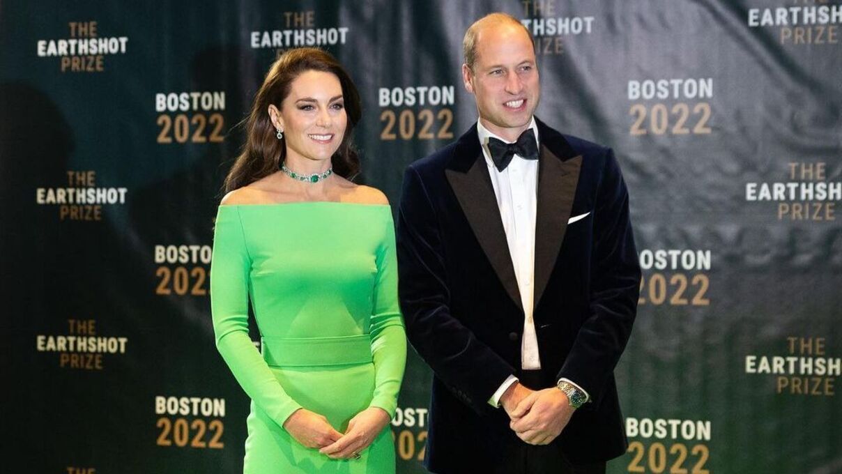 Кейт Міддлтон одягнула зелену сукню і стала мемом - фото Кейт Міддлтон одягнула зелену сукню і стала мемом - фото