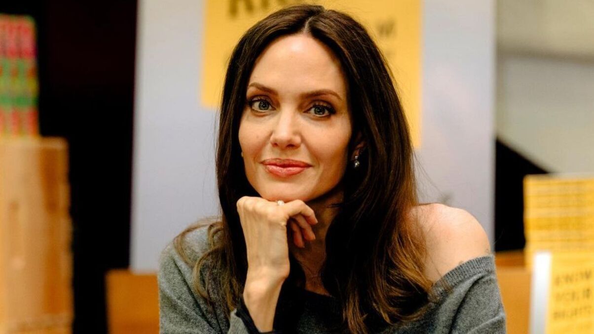 Анджелина Джоли покинула пост посла доброй воли ООН - почему, детали