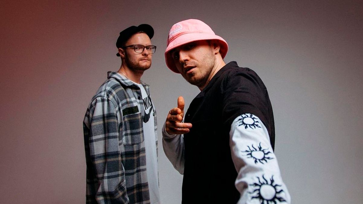 Kalush раскритиковали за трек Батьківщина – почему это шароварщина Kalush раскритиковали за трек Батьківщина – почему это шароварщина