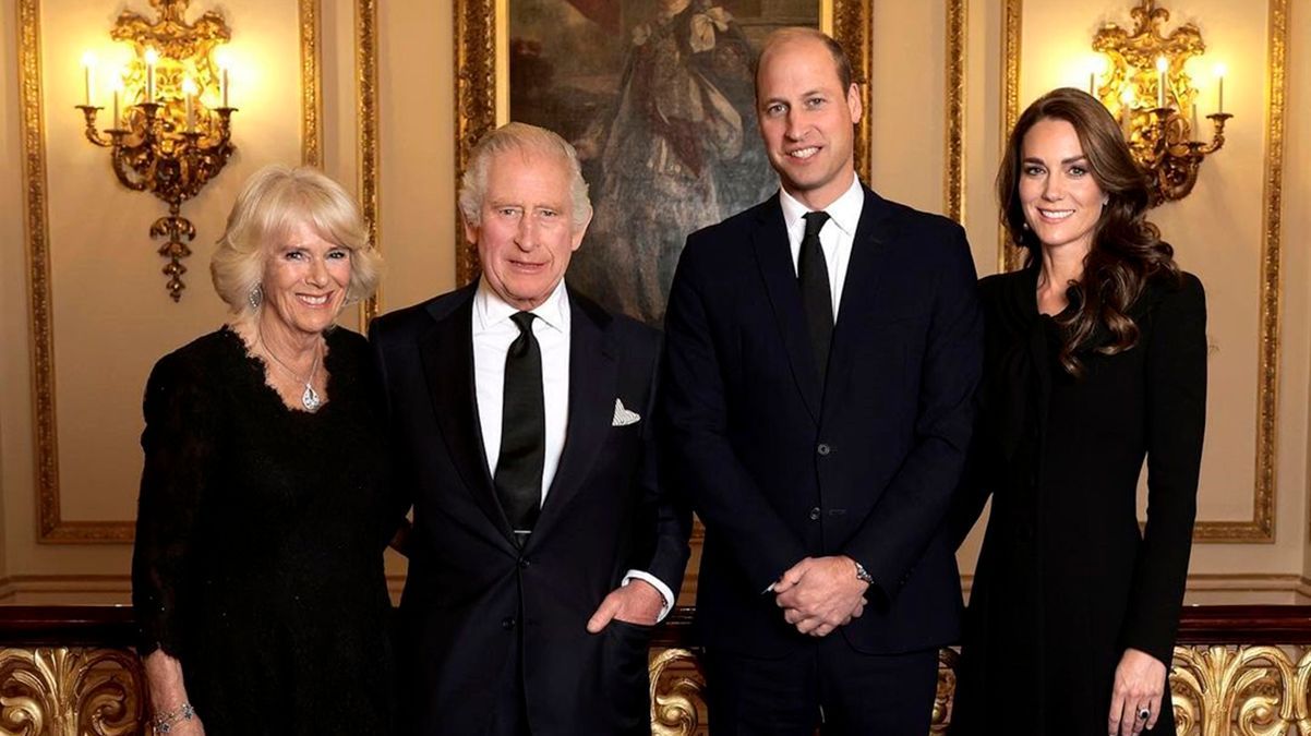 Кейт, Уильям и Камилла получили новые титулы от Чарльза III - детали