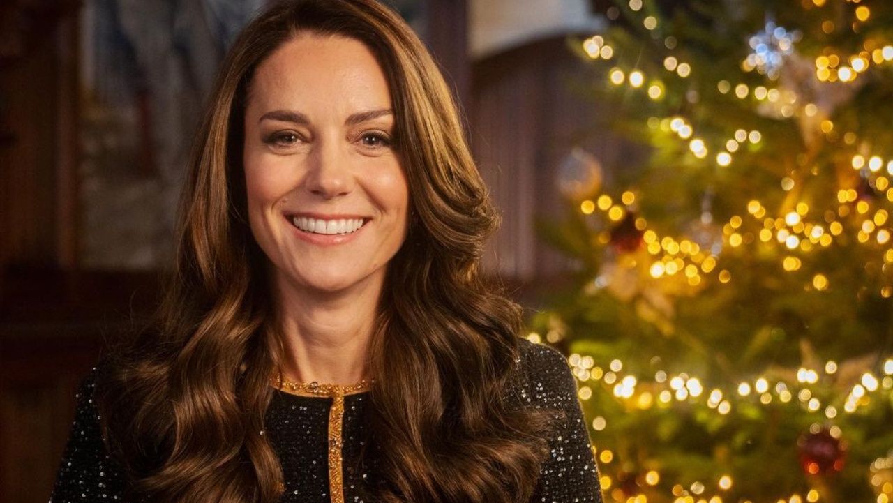 Кейт Миддлтон на рождественском концерте в Лондоне - тизер видео Кейт Миддлтон на рождественском концерте в Лондоне - тизер видео