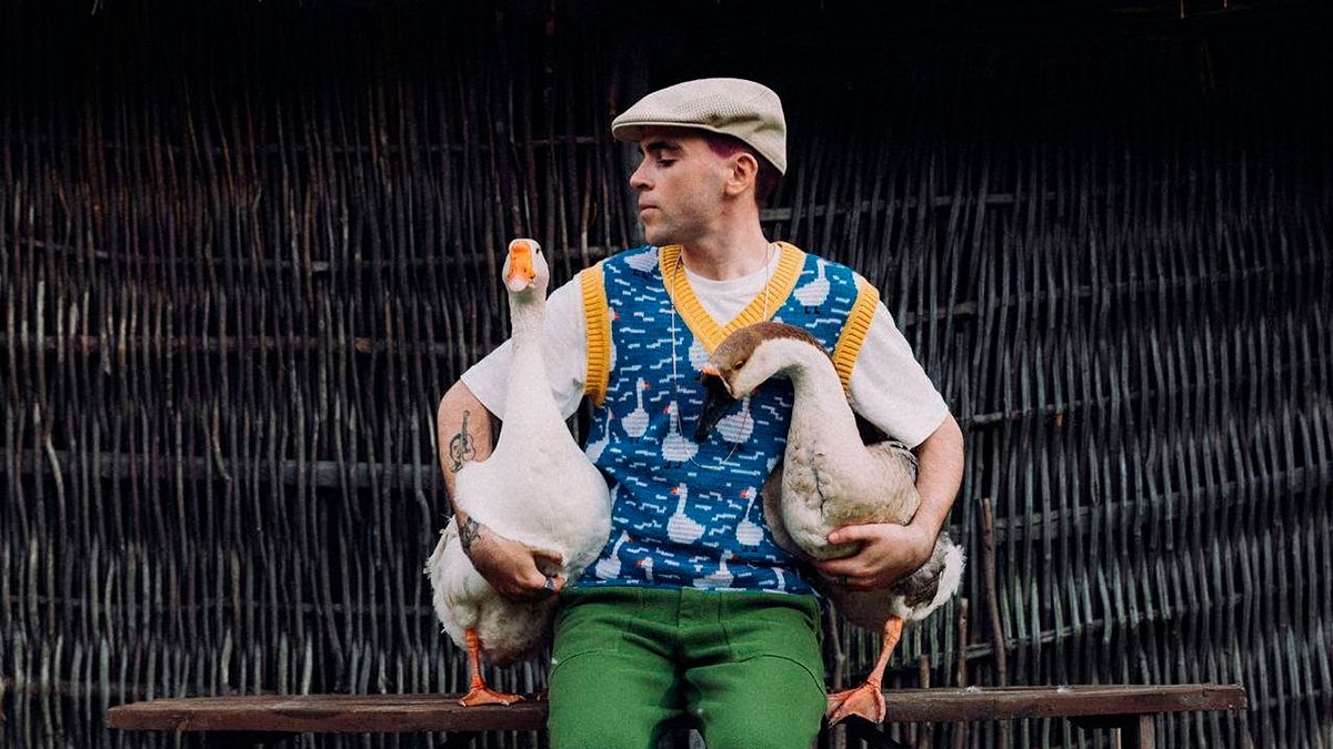 Wellboy выпустил Гуси на польском - слушать и смотреть видео онлайн Wellboy выпустил Гуси на польском - слушать и смотреть видео онлайн