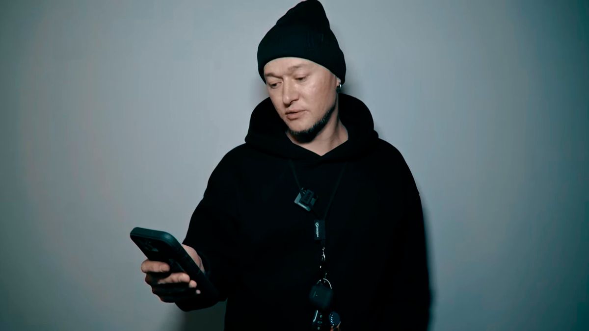 Хливнюк назвав суму, яку заробив з Pink Floyd на Червоній калині Хливнюк назвав суму, яку заробив з Pink Floyd на Червоній калині