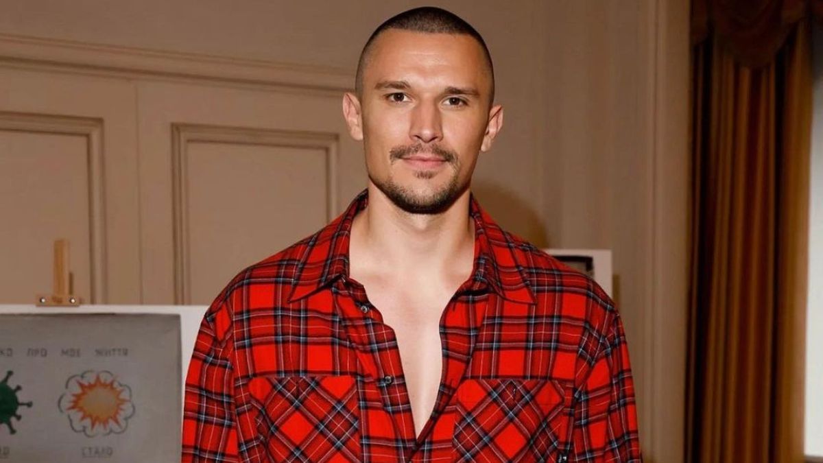 Тарас Цымбалюк показал лицо любимой – с кем встречается актер Showbiz Тарас Цымбалюк показал лицо любимой – с кем встречается актер Showbiz