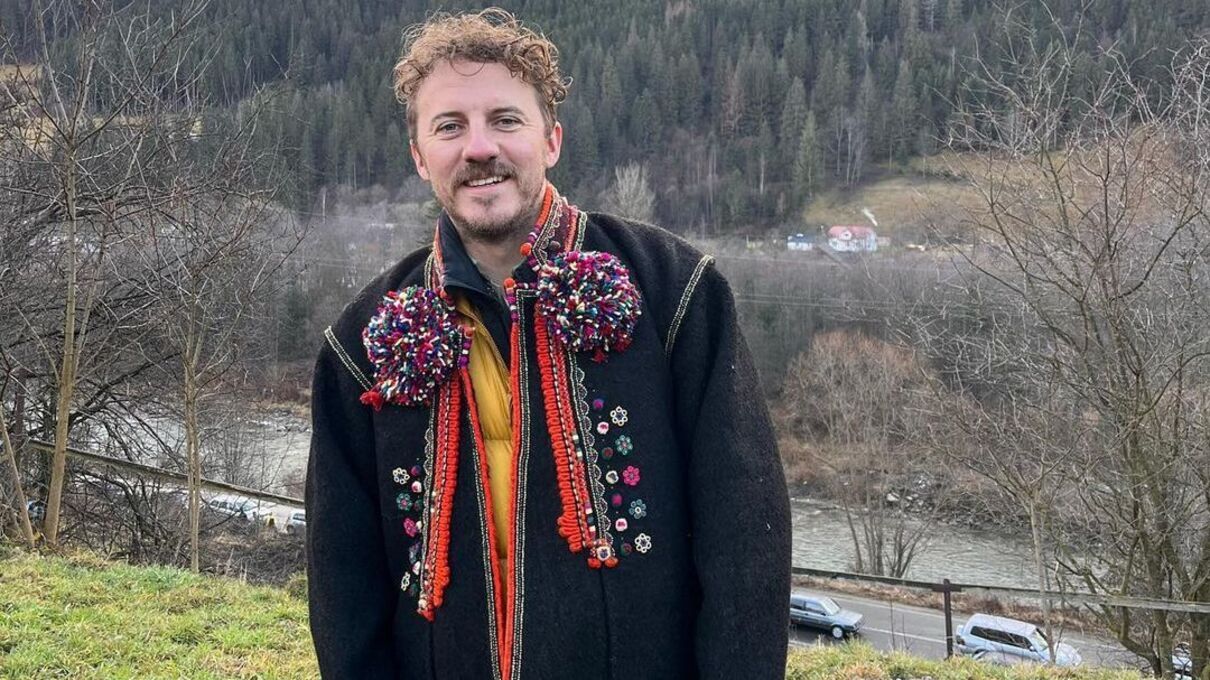 Євген Клопотенко відсвяткував Різдво у Криворівні – колоритні фото, відео Євген Клопотенко відсвяткував Різдво у Криворівні – колоритні фото, відео