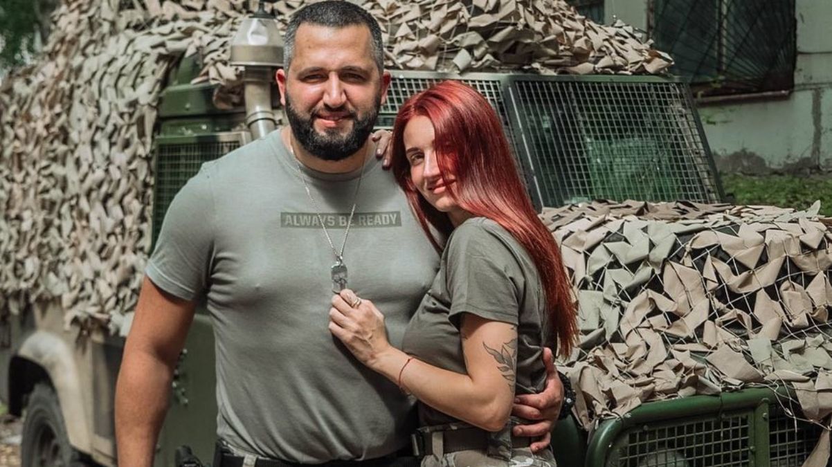 Євгенія Емеральд показала подарунок від чоловіка – що отримала на день народження Євгенія Емеральд показала подарунок від чоловіка – що отримала на день народження