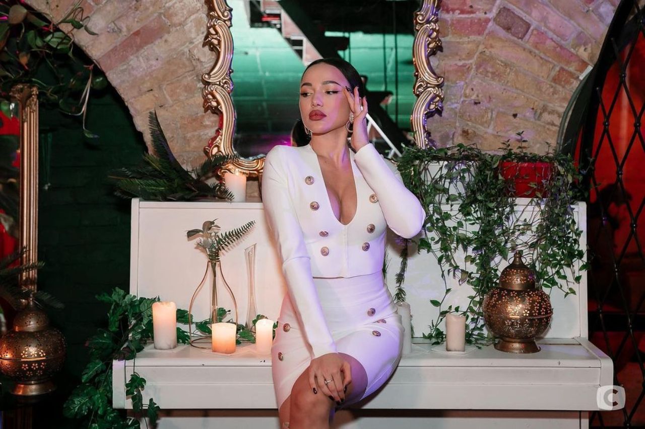 Марина из Холостяка показала себя 2 года назад - до и после перемен на лице Марина из Холостяка показала себя 2 года назад - до и после перемен на лице