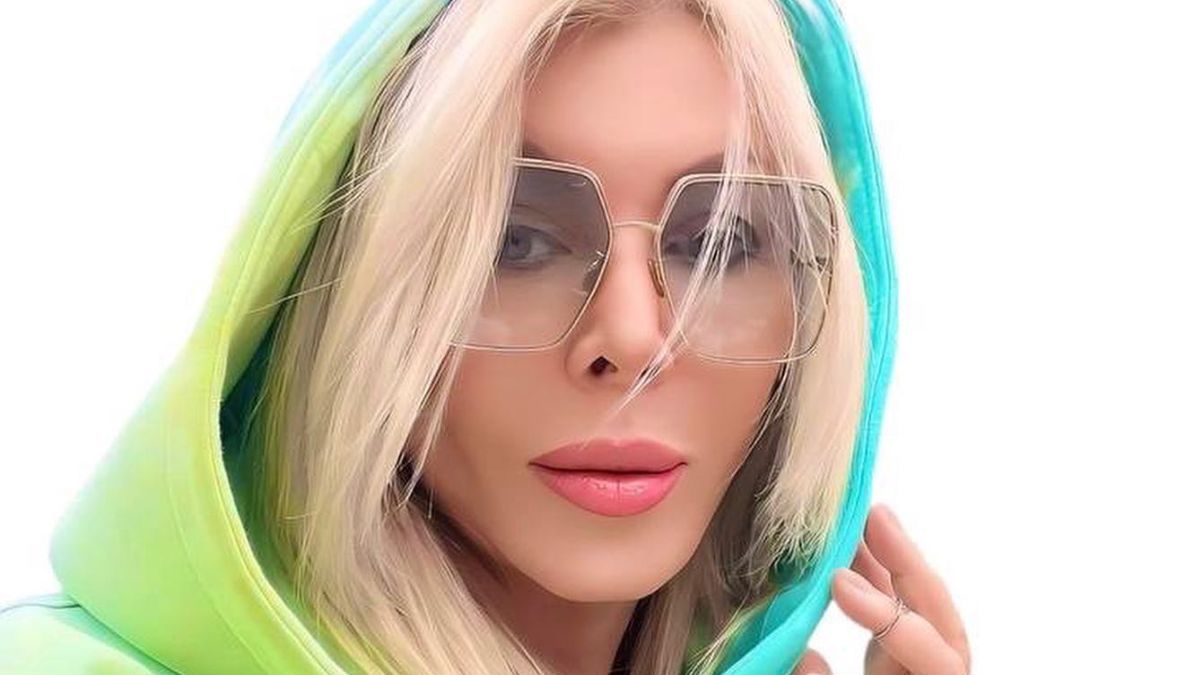 Коляденко обнимал Билык в Праге – видео певицы с кольцом Коляденко обнимал Билык в Праге – видео певицы с кольцом