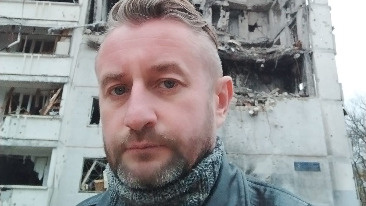 Сергей Жадан в Бахмуте – страшные фото разрушений Сергей Жадан в Бахмуте – страшные фото разрушений