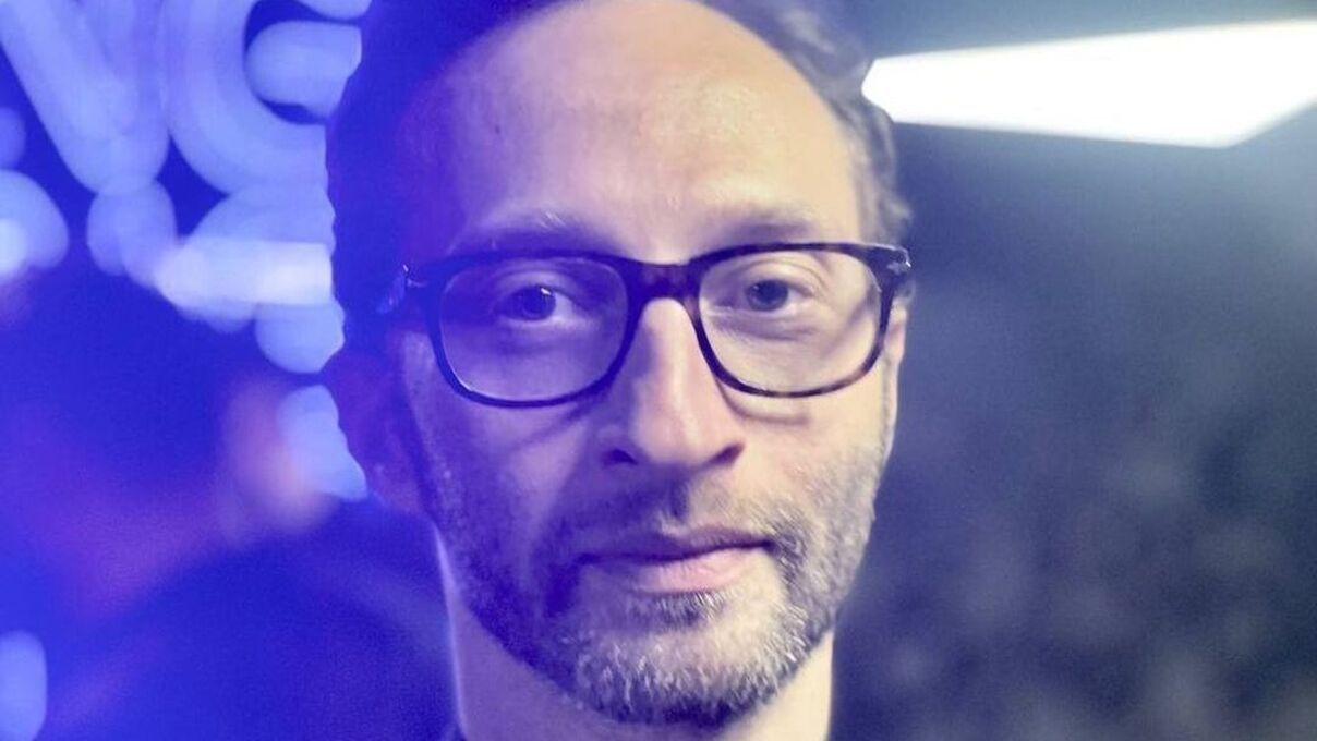 Ракетна атака - Міша Крупін з Корупції зіграв гімн України - відео Ракетна атака - Міша Крупін з Корупції зіграв гімн України - відео