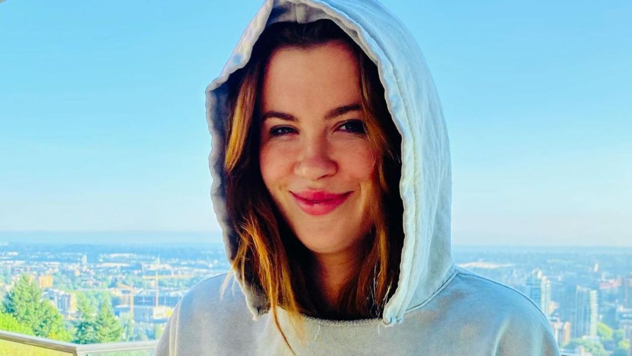 Айрленд Болдвин впервые станет мамой - как реагирует Алек Болдвин, отец восьми детей Айрленд Болдвин впервые станет мамой - как реагирует Алек Болдвин, отец восьми детей