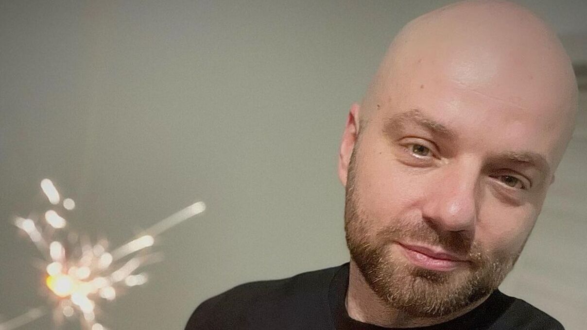 Слава Дьомін мав роман з відомою ведучою - чому вони розійшлись Слава Дьомін мав роман з відомою ведучою - чому вони розійшлись