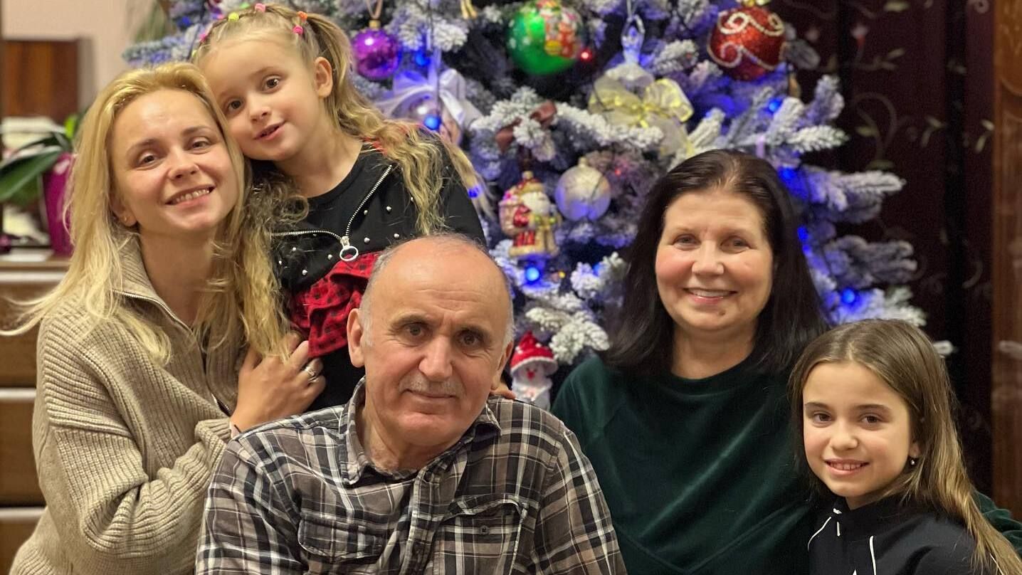 Лилия Ребрик посетила родителей - редкое семейное фото Лилия Ребрик посетила родителей - редкое семейное фото