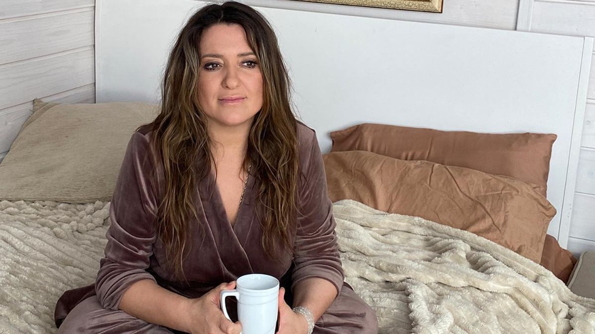 Наталія Могилевська у піжамі – фото артистки на ліжку Наталія Могилевська у піжамі – фото артистки на ліжку