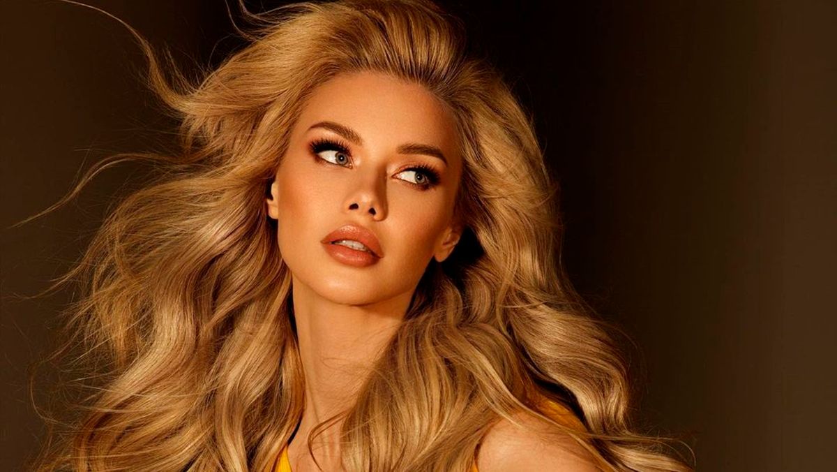 Українка Вікторія Апанасенко на Міс Всесвіт 2022 розповіла про борщ і війну – відео Українка Вікторія Апанасенко на Міс Всесвіт 2022 розповіла про борщ і війну – відео