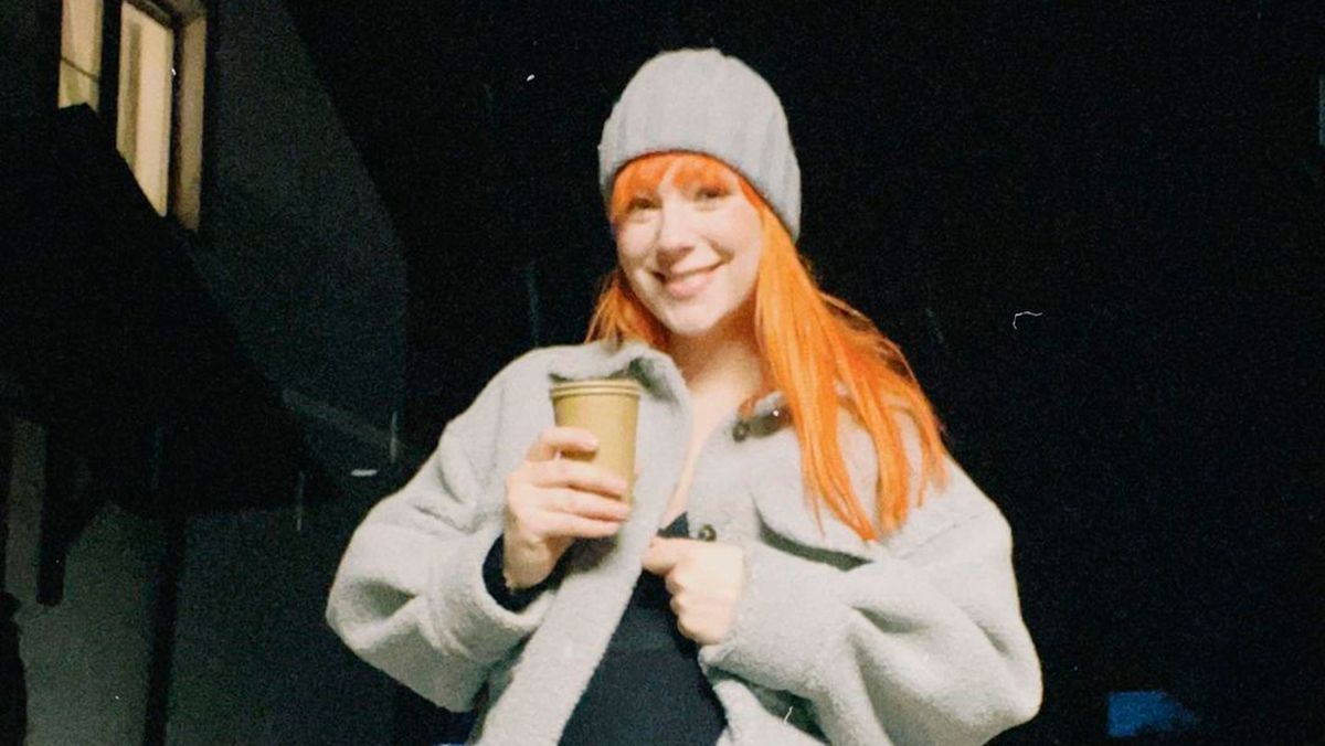 Світлана Тарабарова з батьками з Херосна на Різдво – як вони виглядають – відео Світлана Тарабарова з батьками з Херосна на Різдво – як вони виглядають – відео