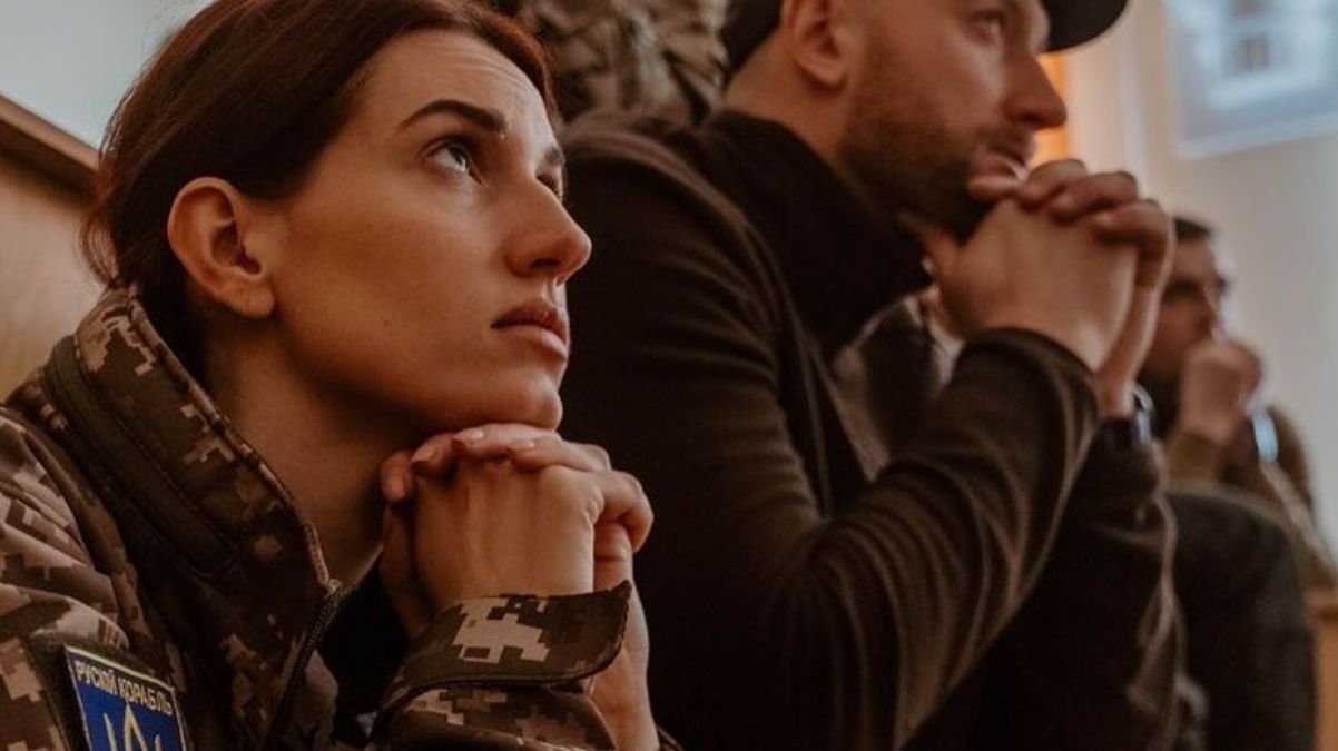 Вагітна Євгенія Емеральд з лікарні відповіла хейтерам – що сказала Вагітна Євгенія Емеральд з лікарні відповіла хейтерам – що сказала