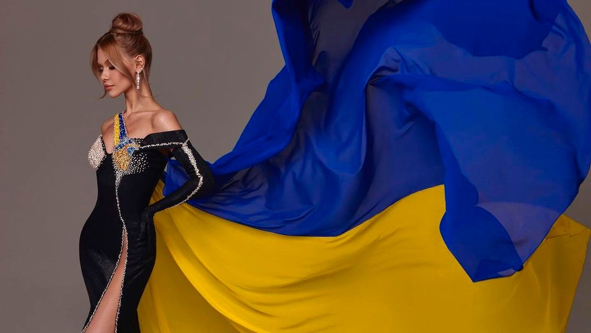 Міс Всесвіт – українка Вікторія Апанасенко в сукні Фролова – як виглядає, фото, відео