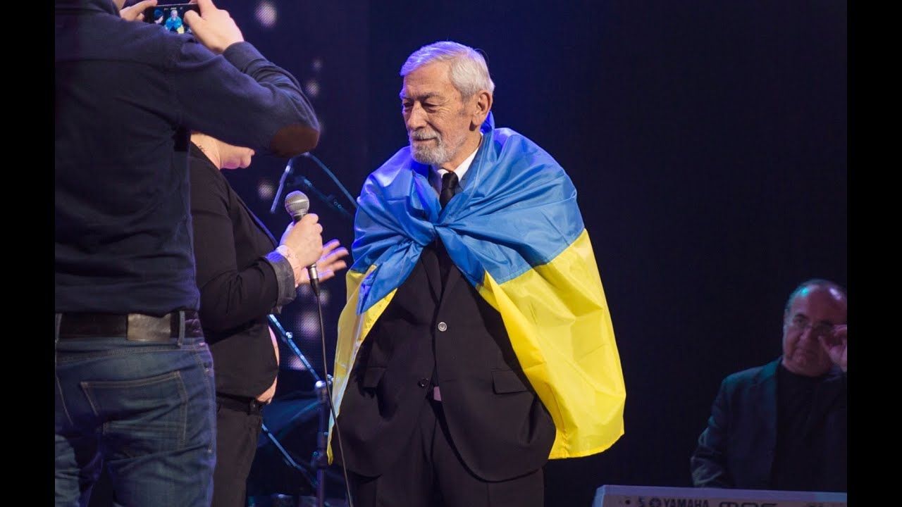 На труні Кікабідзе поклали український прапор - фото