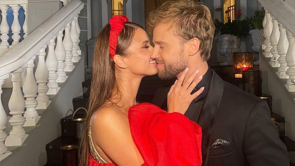 Холостяк 12 сезон – Катя и Алекс публично поссорились – какие у них претензии Холостяк 12 сезон – Катя и Алекс публично поссорились – какие у них претензии