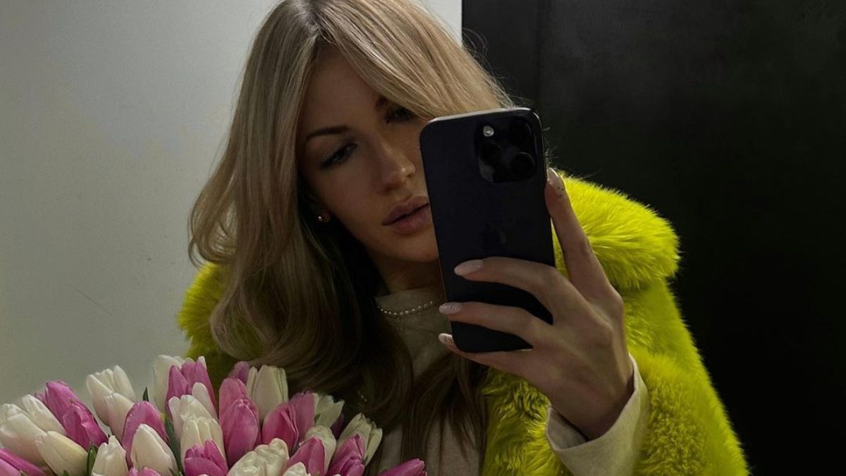 Леси Никитюк подарили цветы – что говорит блоггерка о тайном поклоннике Леси Никитюк подарили цветы – что говорит блоггерка о тайном поклоннике