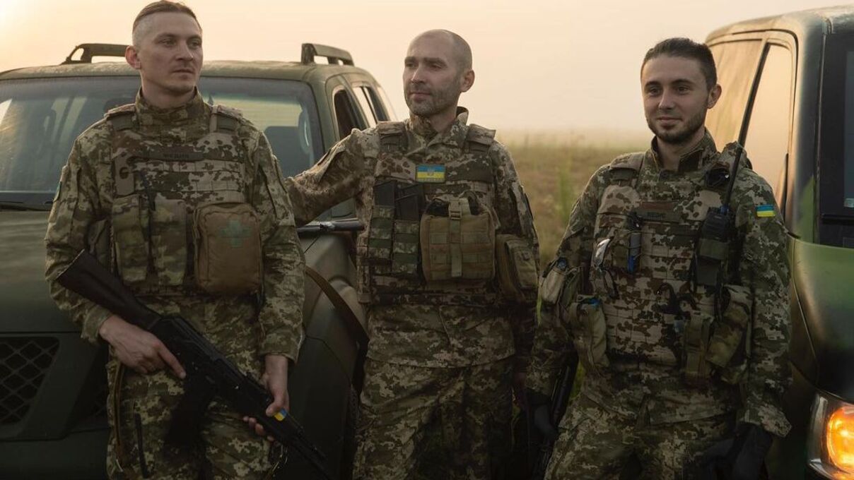 Антитіла і Тараса Тополю нагородили медаллю за захист Київщини - фото Антитіла і Тараса Тополю нагородили медаллю за захист Київщини - фото