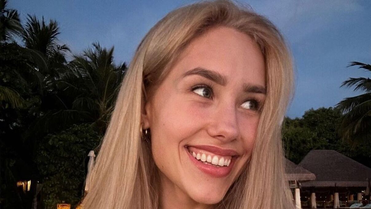 Даша Квіткова зізналася, хто оплатив поїздку на Мальдіви Даша Квіткова зізналася, хто оплатив поїздку на Мальдіви