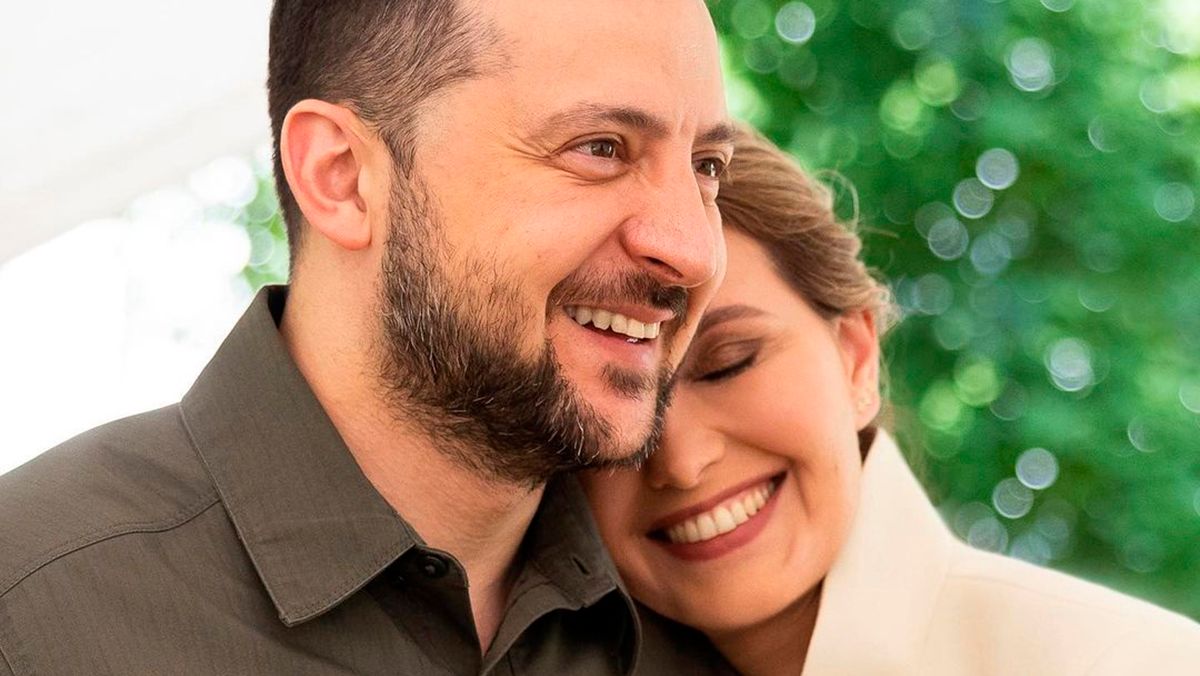 Елена Кравец рассказала о Зеленской и ее шутках Елена Кравец рассказала о Зеленской и ее шутках