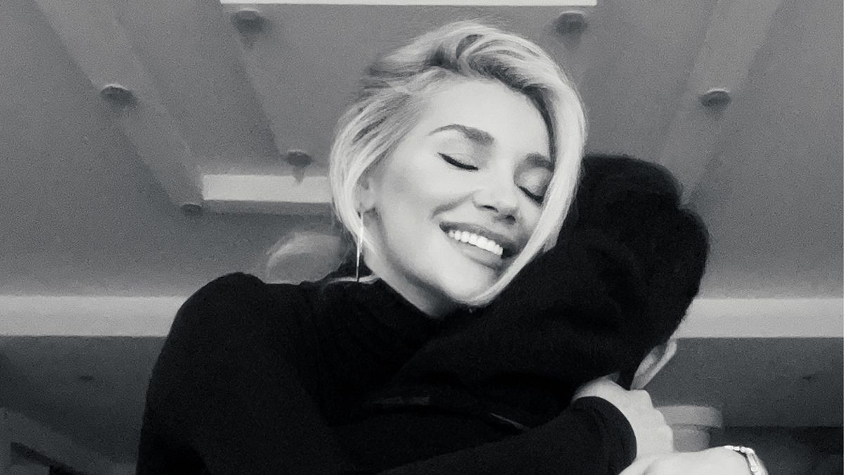 Миша Романова впервые спела по-украински – Зима – слушайте онлайн Миша Романова впервые спела по-украински – Зима – слушайте онлайн