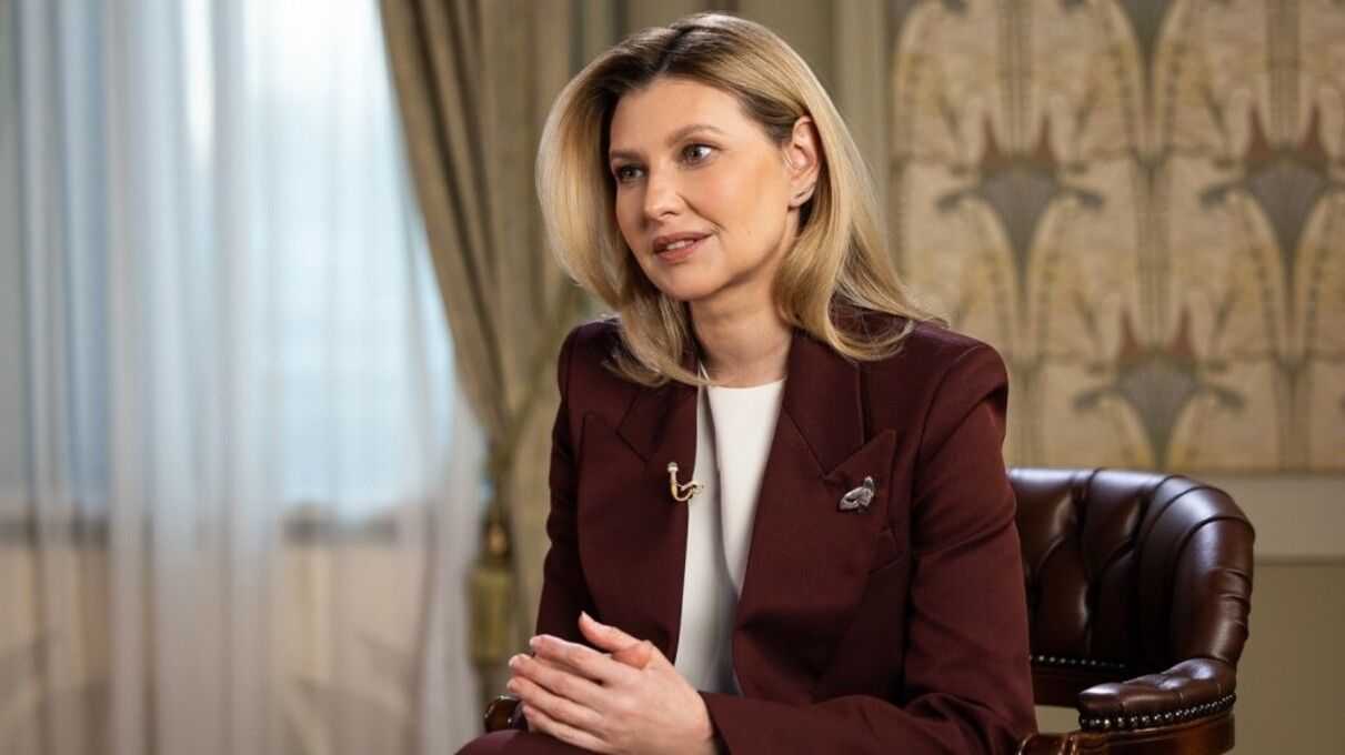 Елена Зеленская призналась, о чем общается с детьми Елена Зеленская призналась, о чем общается с детьми