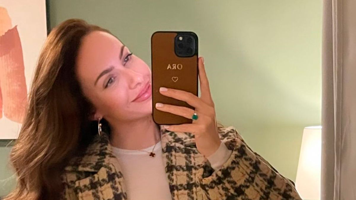 Ексдружина Остапчука показала сюрприз на Валентина – що їй подарували – фото Ексдружина Остапчука показала сюрприз на Валентина – що їй подарували – фото