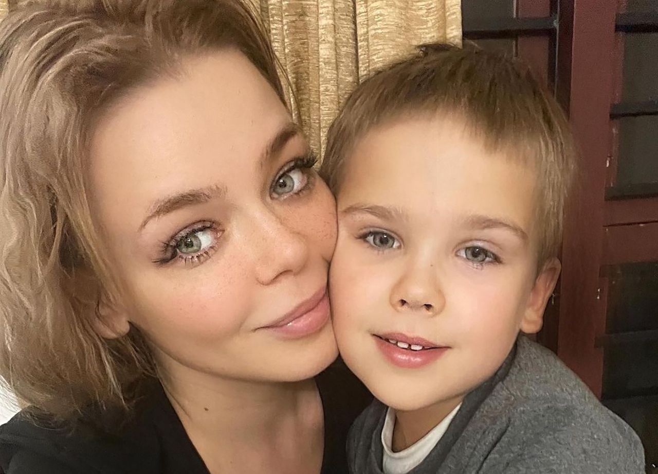 Алина Гросу показала фото с братом Алина Гросу показала фото с братом