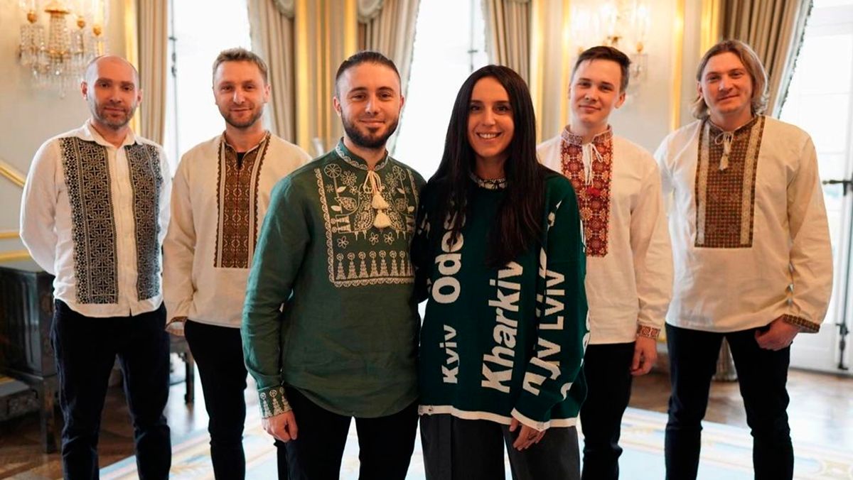 Тарас Тополя і Джамала заспівали для посла США в Лондоні – дивіться фото, відео Тарас Тополя і Джамала заспівали для посла США в Лондоні – дивіться фото, відео