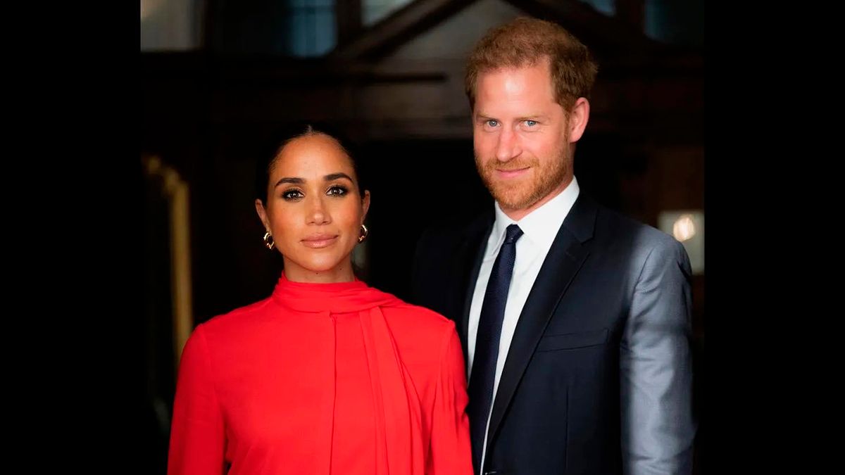 Гарри и Меган Маркл выселили из имения в Британии – кто забрал у них дом Гарри и Меган Маркл выселили из имения в Британии – кто забрал у них дом